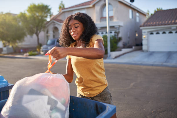 Best Construction Debris Removal  in Tekamah, NE